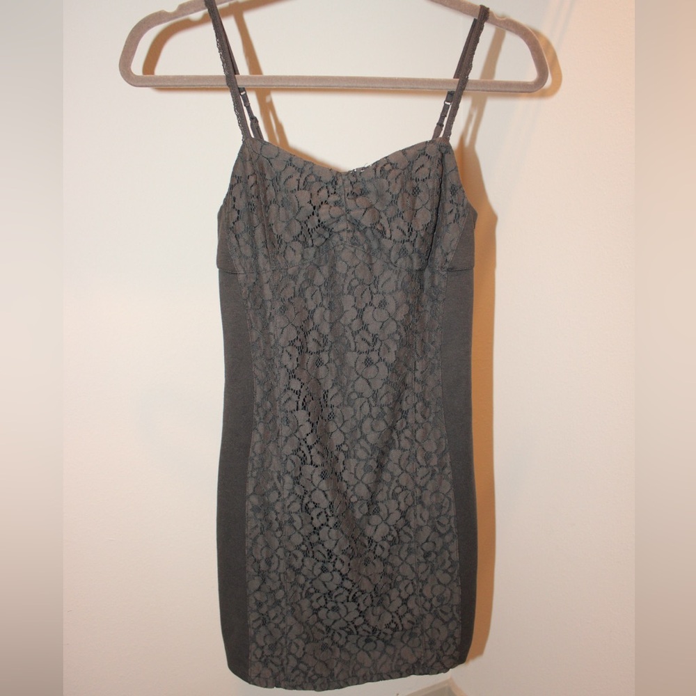 AEO Floral Lace Spaghetti Strap Dark Gray Mini Dress American Eagle Size 4